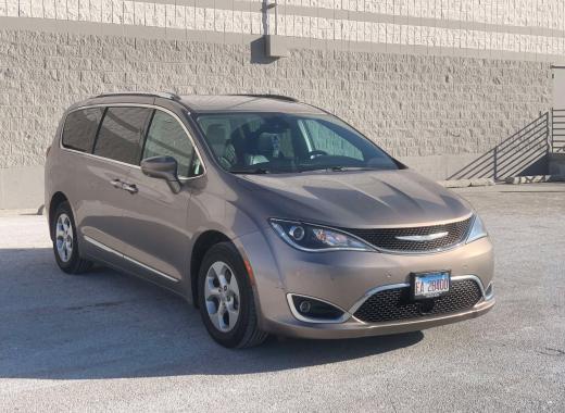 Chrysler Pacifica